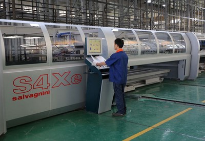 Automatic sheet metal processing line