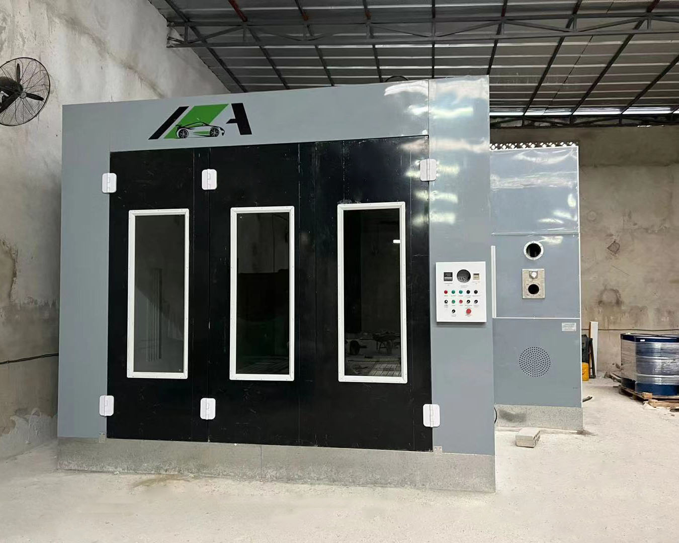 Cote d'Ivoire customer new installation paint booth